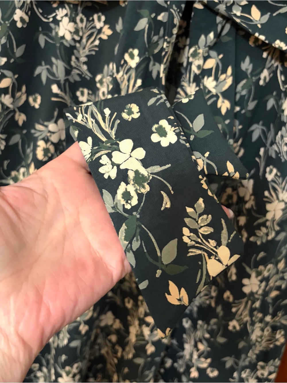 Pact Organic Cotton Fit N’ Flare Midi Wrap Dress Green Floral V-Neck Long Sleeve - Picture 4 of 11